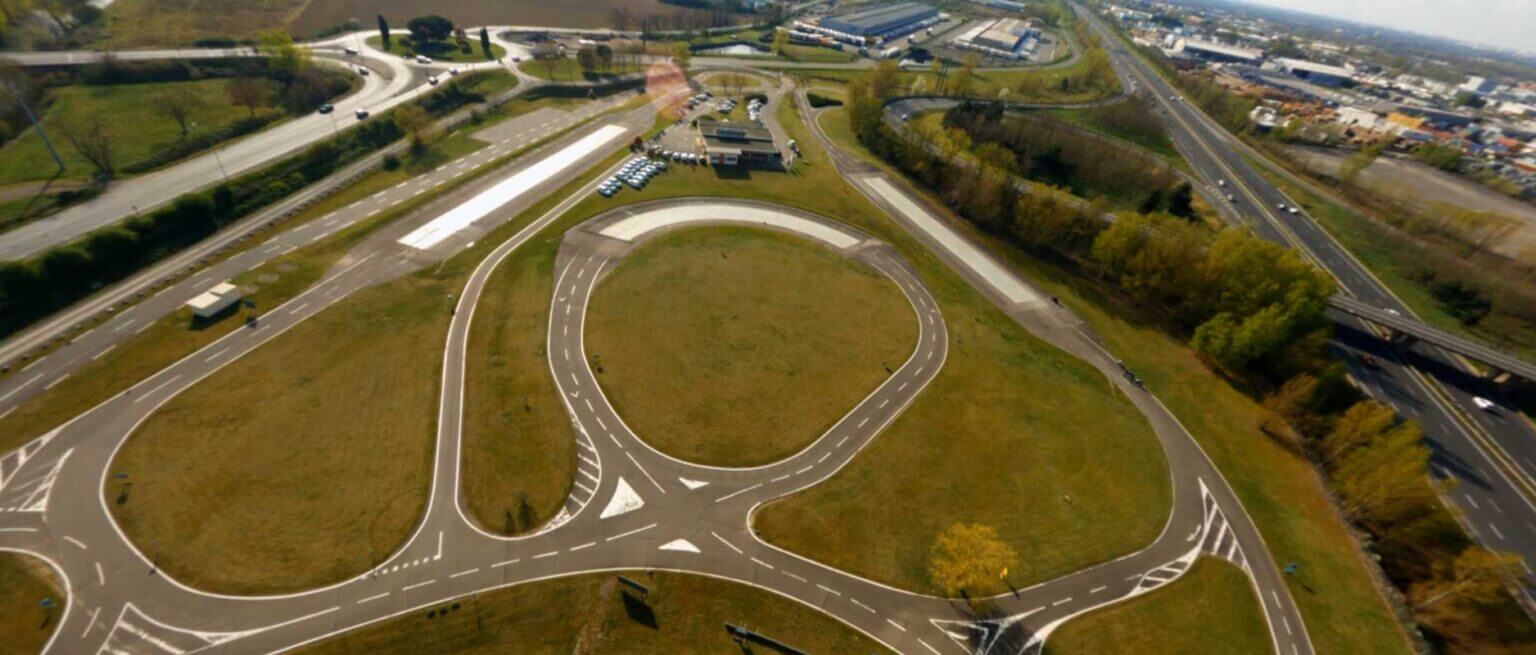 Vue aérienne du circuit de Bruguières